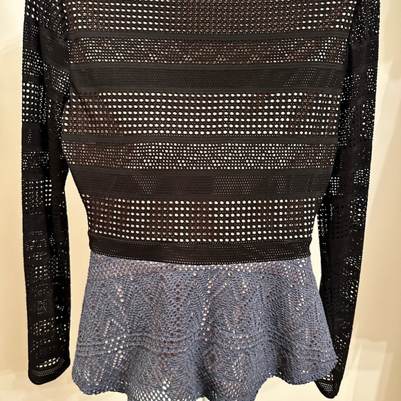 BCBGMAXAZRIA / Maira Peplum Top / Sz L - Picture 4 of 4